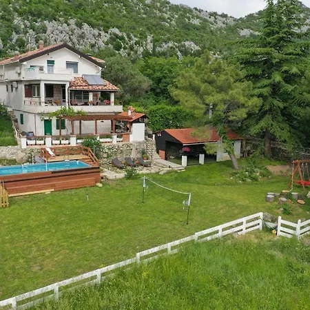 Ala Da-apartman Sa Bazenom Lägenhet Zadvarje