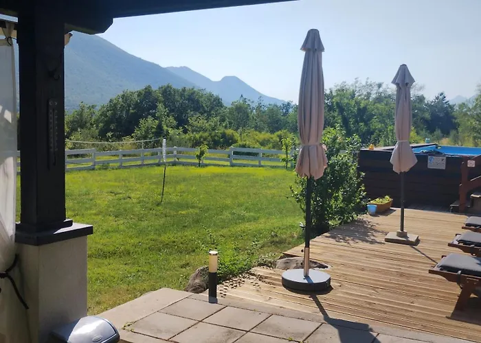 Ala Da-apartman Sa Bazenom
